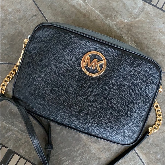 MICHAEL KORS FULTON LG EW CROSSBODY BLACK - Picture 14 of 16